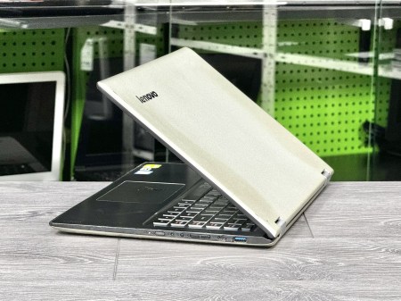 Lenovo Yoga 700-14isk 333